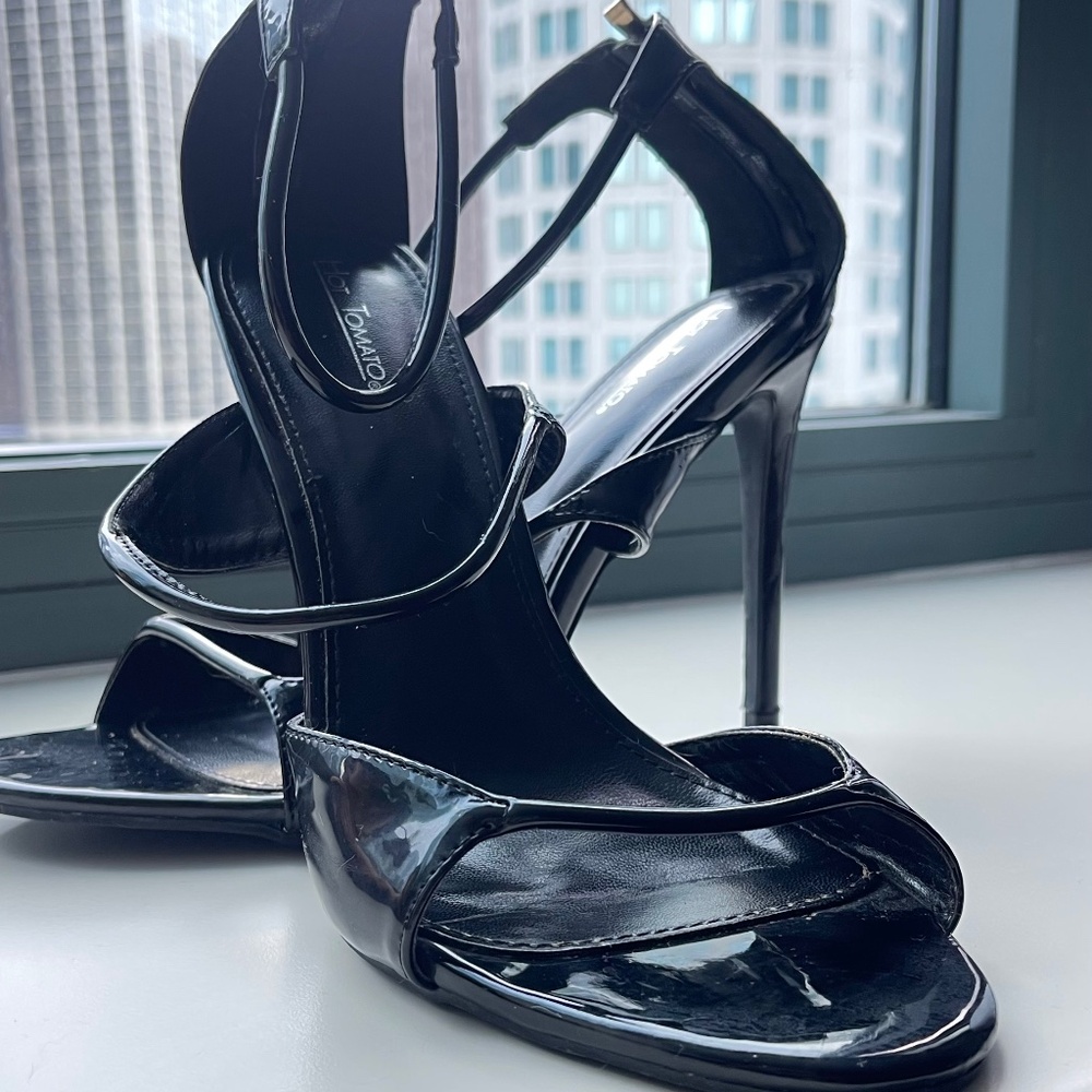 Black strappy heel